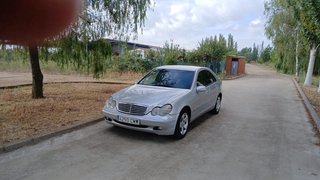 Mercedes-Benz c220 cdi