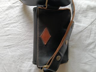 Riñonera de piel