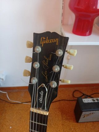 Gibson Les Paul Studio 1993.