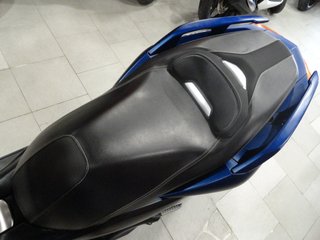 Yamaha X-MAX 125