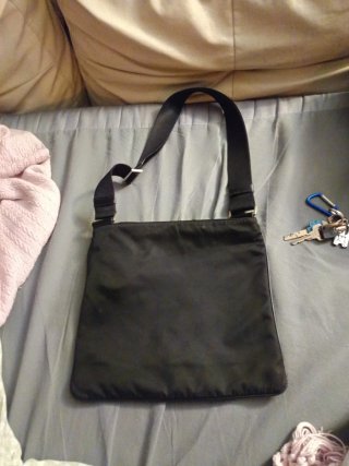 Bolso marca Prada 2002 en perfectas condiciones