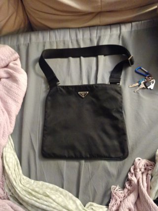 Bolso marca Prada 2002 en perfectas condiciones