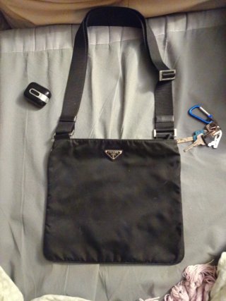 Bolso marca Prada 2002 en perfectas condiciones