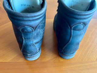 Botas de montaña Meindl negras