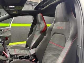 VOLKSWAGEN GOLF GTI CLUBSPORT