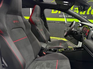 VOLKSWAGEN GOLF GTI CLUBSPORT