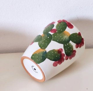 Bicchieri in ceramica decorati con fichi d'India