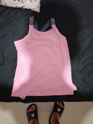 Camiseta deportiva niña rosa