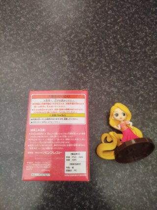 Figura Q Posket Petit Rapunzel Enredados