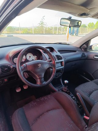 Peugeot 206 2004