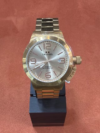 Reloj TW Steel Dorado