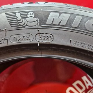 245 45 18 100W Neumáticos Michelin [R. 2097]