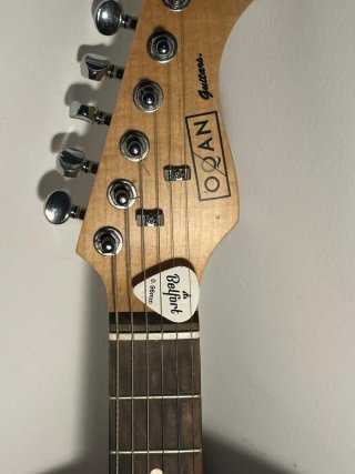 Guitarra Eléctrica Iniciación QGE-15K SB