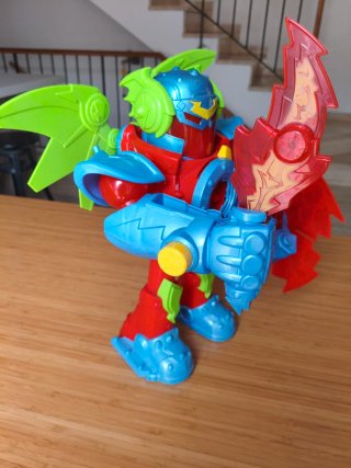 Robot Superthings Fury Titan Kazoom Power