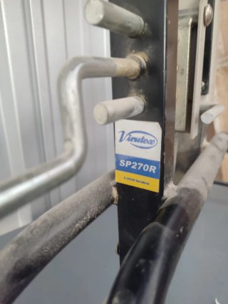 Soporte Prensa Puertas Virutex SP270R
