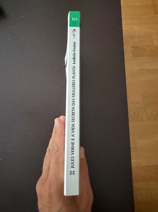Jules Verne e a vida secreta das mulleres planta