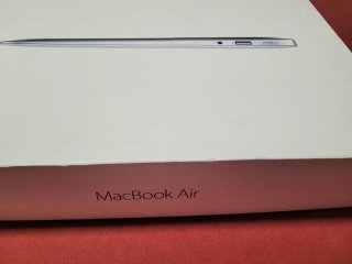 MacBook Air 13 128GB Argento