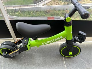 Triciclo infantil 1-4 años
