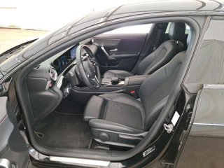 Mercedes-Benz CLASE CLA CLA 200 D DCT (2022)