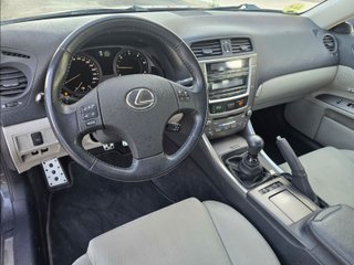 Lexus IS 220d Sport MY10