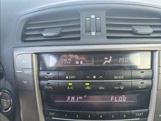 Lexus IS 220d Sport MY10