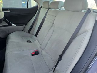 Lexus IS 220d Sport MY10