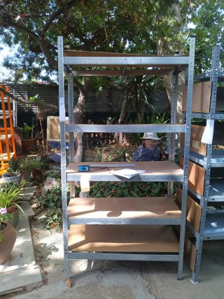 Estantería metálica modular