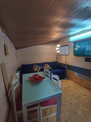 Caravana Fija en camping La Sureda en el Montseny