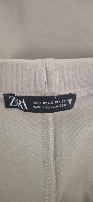 Pantalón Zara Acampanado Talla S Beige