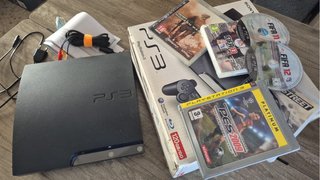 PlayStation 3 (PS3) + 5 Juegos Ps3  Modern warfar