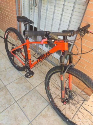 Bicicleta Trek Superfly 7 29