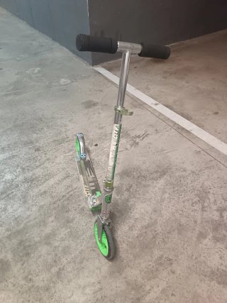 Patinete ruedas plegable