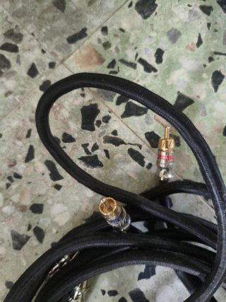 Cable RCA equipo de música azul