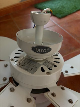 Ventilador Techo Faro LO-3318 con Lámpara