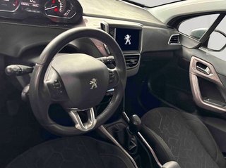 Peugeot 2008 1.2 VTi 82 Active 5p