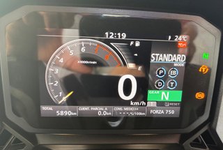 HONDA FORZA 750 ROJA - OCASIÓN ¿A2?