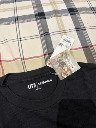 Camiseta negra con estampado japonés Talla L