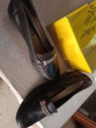 Zapatos de mujer, 24 horas. Sin usar