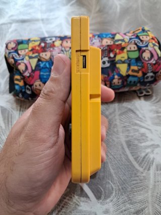 Nintendo Game Boy Pocket