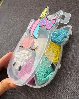 CAJA UNICORNIO con Abalorios de Colores y Letras