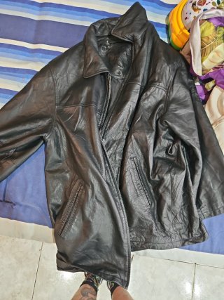 Chaqueta de piel R&G Negra