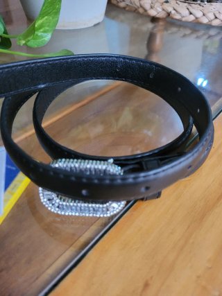 Cinturón mujer con hebilla brillante