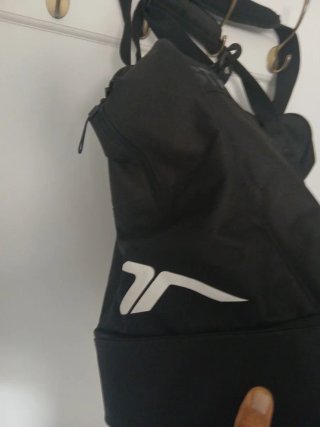 Bolsa deportiva TENTH negra