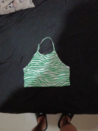 Top halter cebra verde y blanco