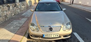 Mercedes-Benz Clase C 2004