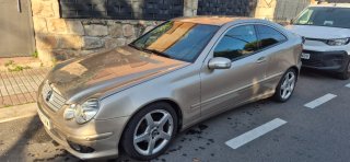 Mercedes-Benz Clase C 2004