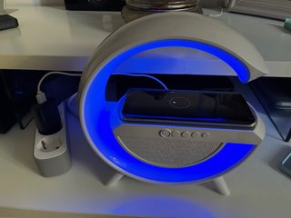 Altavoz Bluetooth Carga Inalámbrica Luz LED