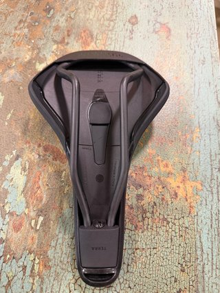 Sedile Fizik Terra Ridon X1 Carbonio 145 mm