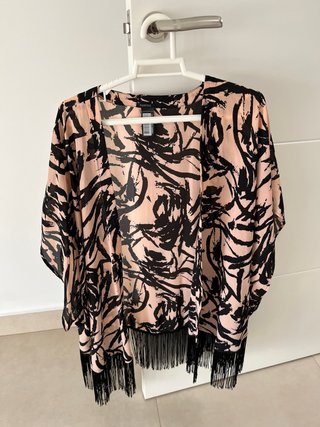 Chaqueta Parfois rosa y negra