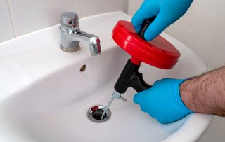 Fontanero en L'Hospitalet | Fontanería Desatascos